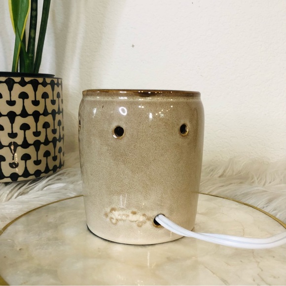 Mini Owl Lamp - Picture 3 of 4